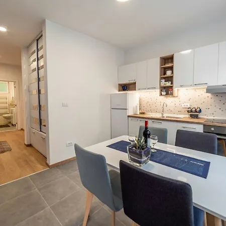 Apartman Danube Lux Novi Sad Exterior photo