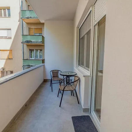 Apartman Danube Lux Novi Sad Exterior photo