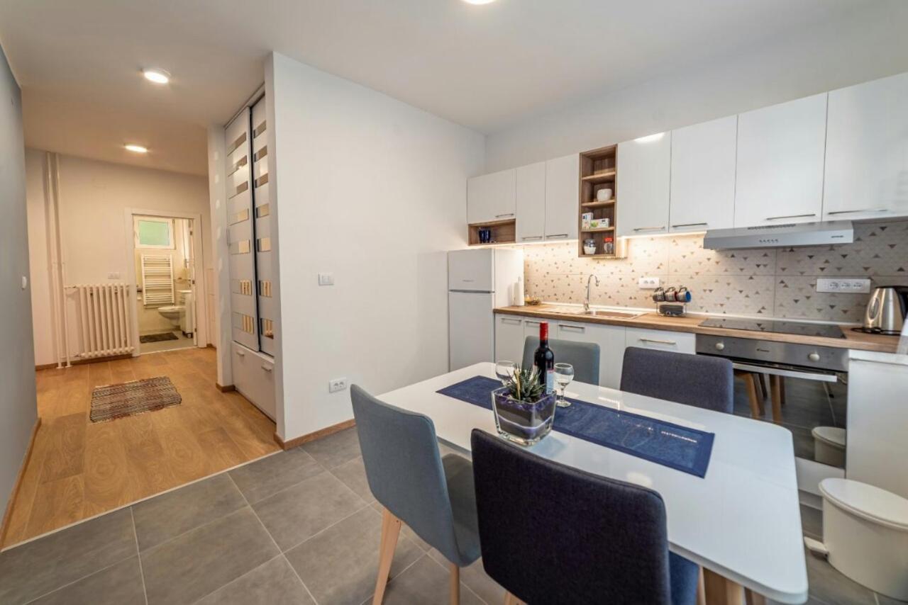 Danube Lux Apartment *