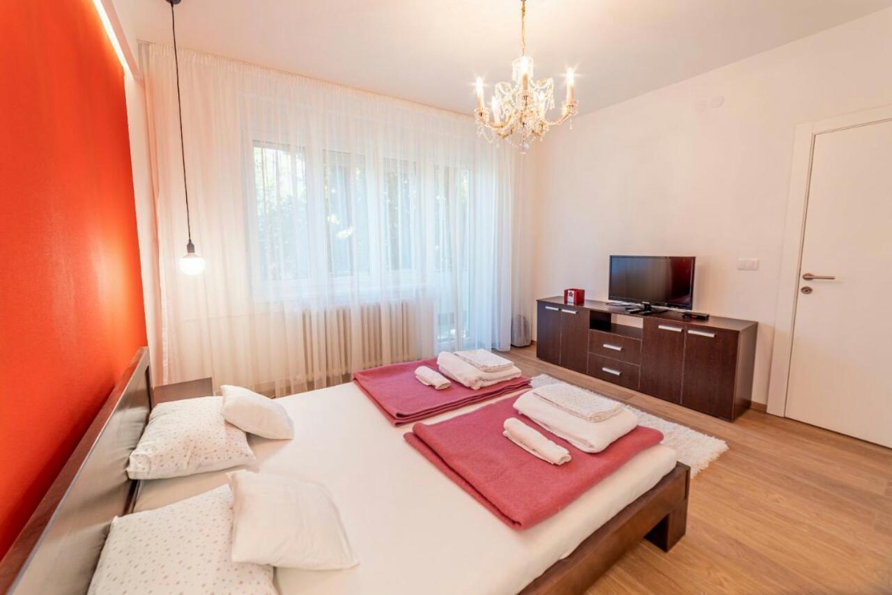 Apartment Danube Lux